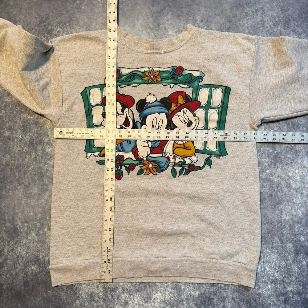 Vintage Mickey Disney Winter Christmas Sweatshirt Mickey Minnie Goofy Medium‎